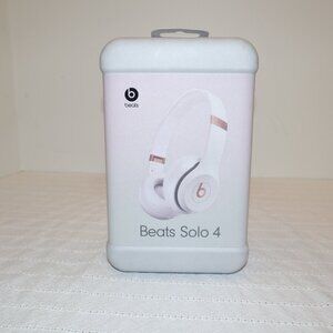 Beats Solo 4 On-Ear Headphones – White/Rose Gold – Wireless + Wired – 50-Hours